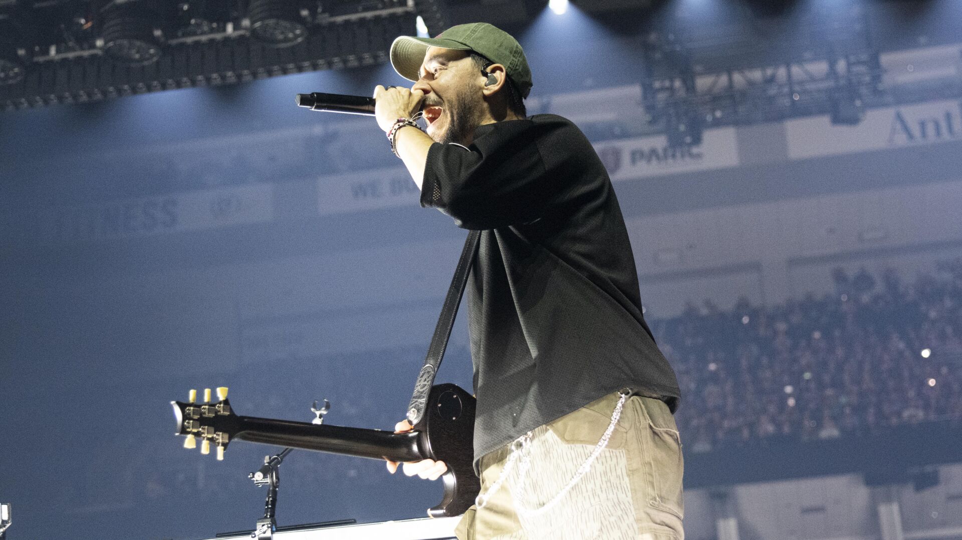 Linkin Park performs live at the Enterprise Cente
